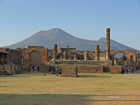 Excursions to Pompeii